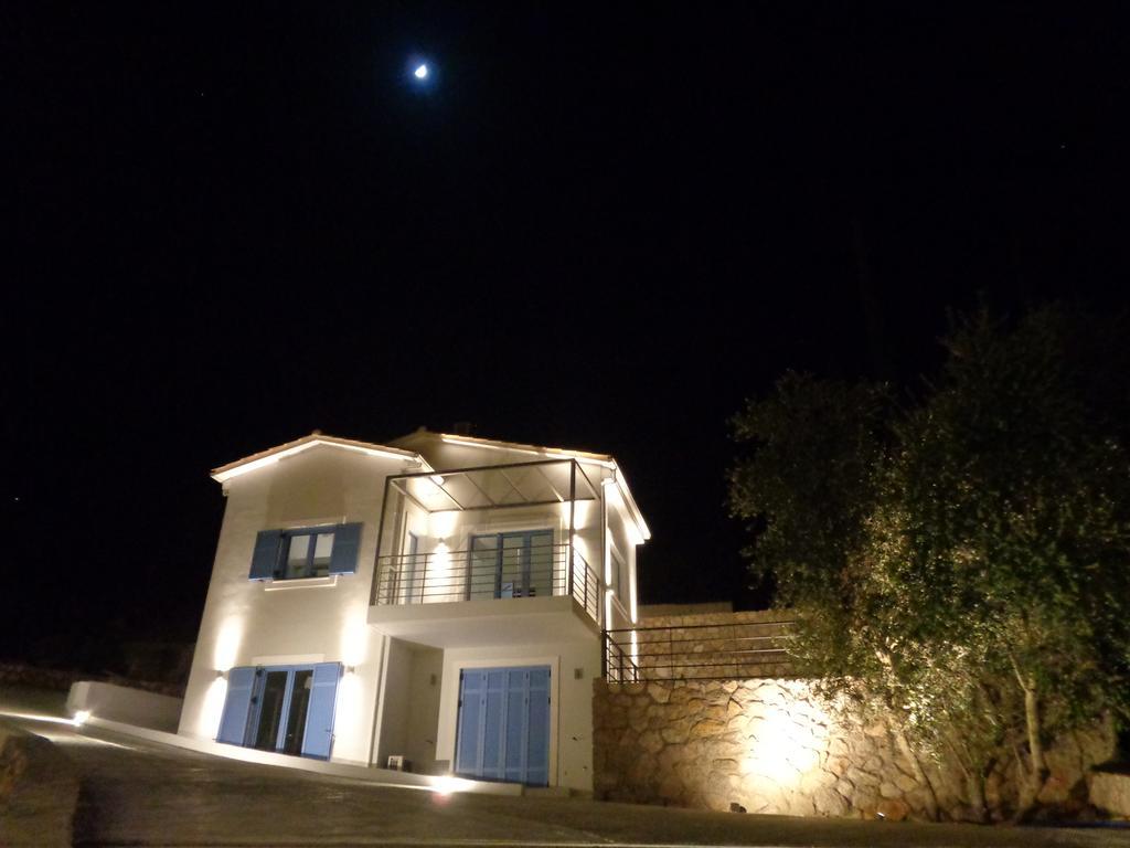 Katerina'S Village อาโยส นิกีตัส ภายนอก รูปภาพ