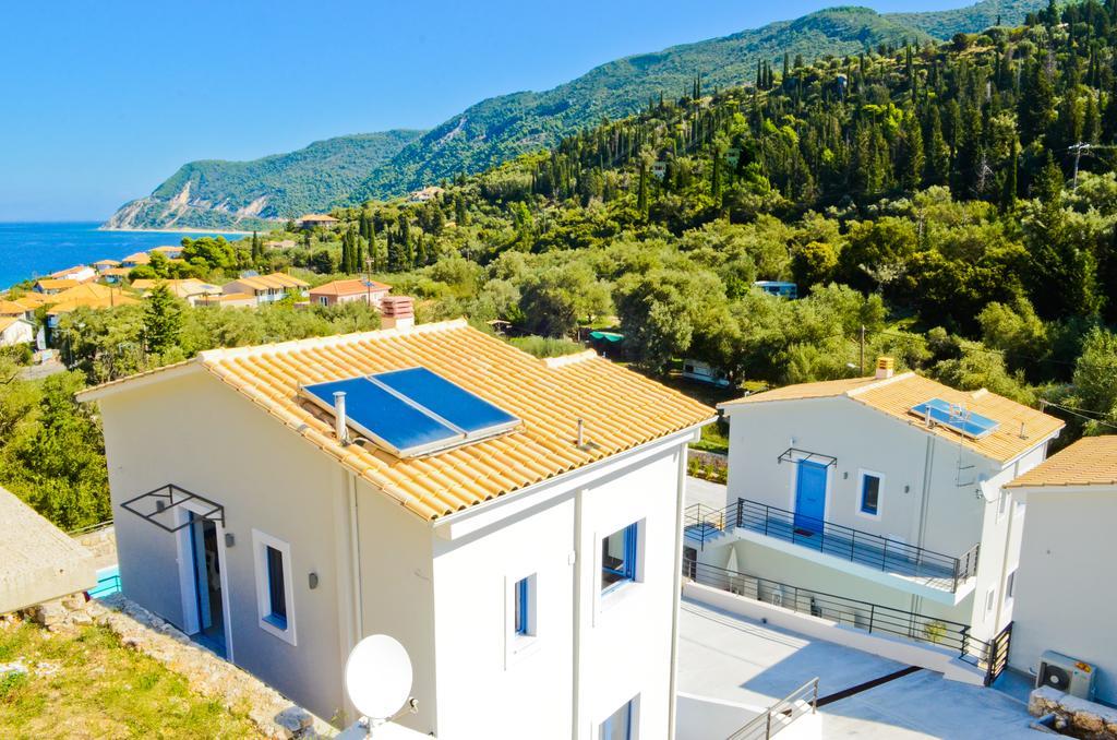 Katerina'S Village อาโยส นิกีตัส ภายนอก รูปภาพ