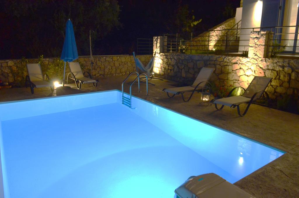 Katerina'S Village อาโยส นิกีตัส ภายนอก รูปภาพ
